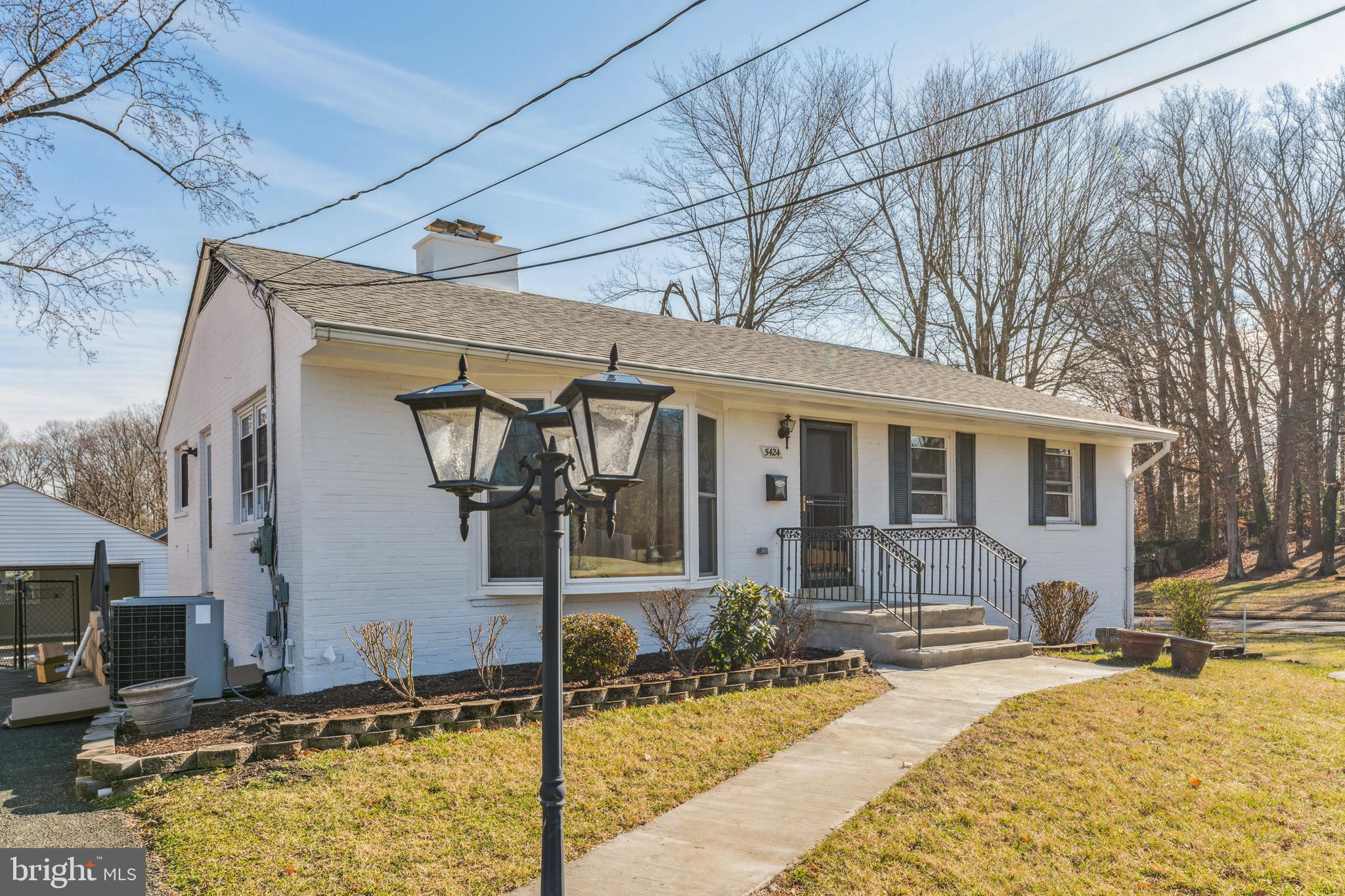 5424 Ferndale Street Springfield, VA 22151 - Photo 2 of 34