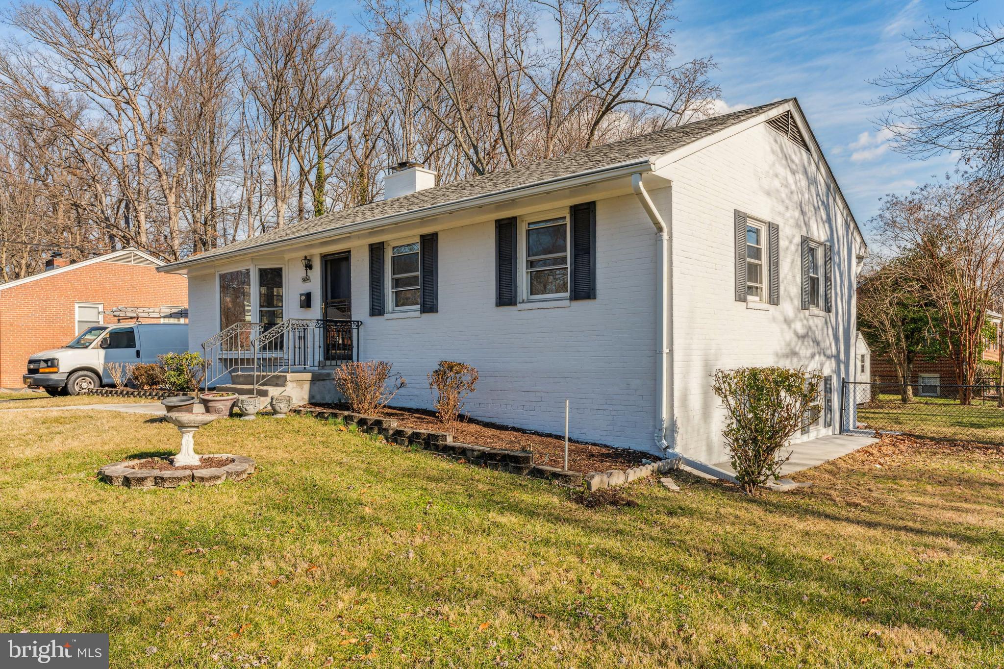 5424 Ferndale Street Springfield, VA 22151 - Photo 3 of 34