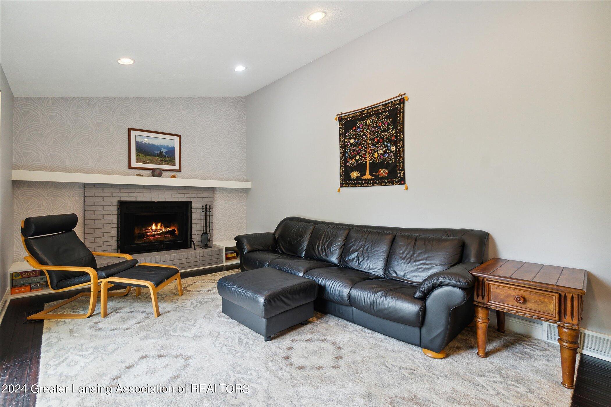 1352 Sebewaing Road Okemos, MI 48864 - Photo 14 of 48 Family Room