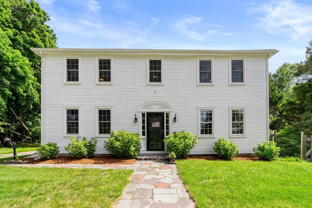 32 Pine Street Norton, MA 02766 - Photo 1 of 29