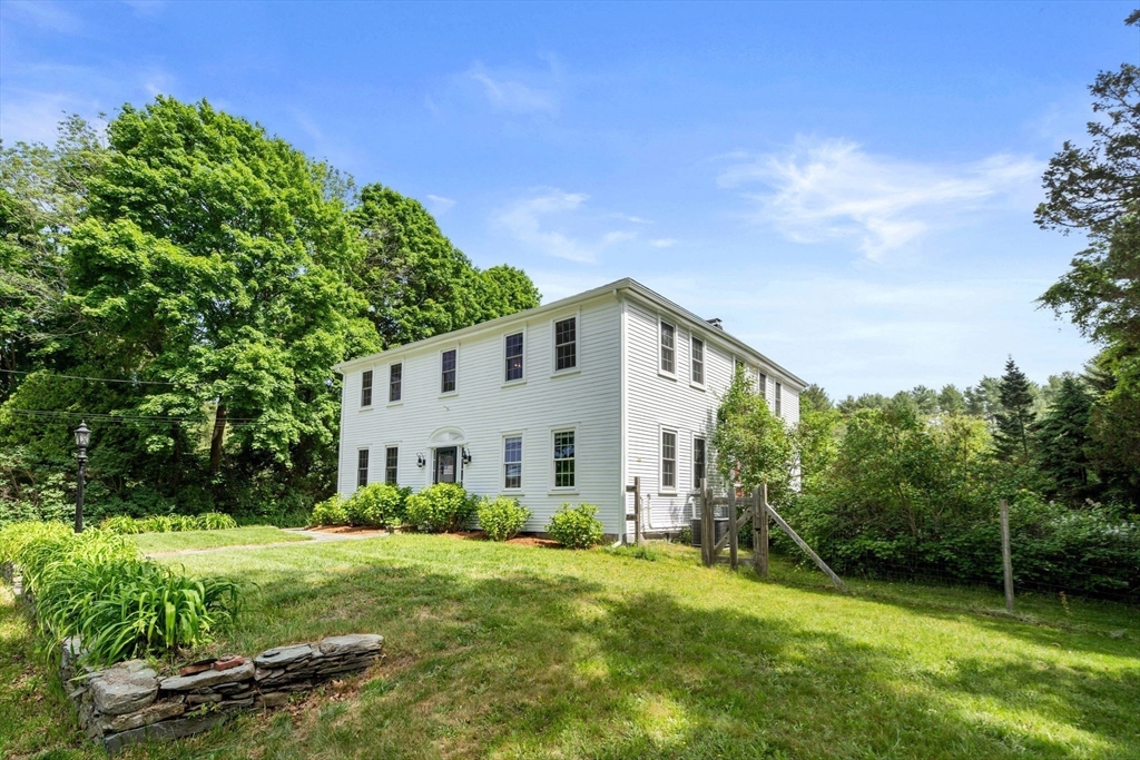 32 Pine Street Norton, MA 02766 - Photo 2 of 29