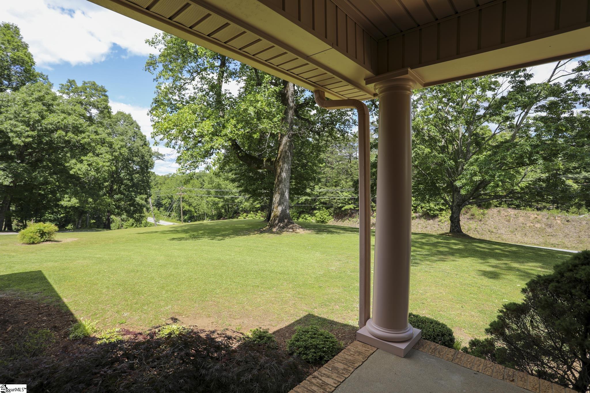805 Glassy Road Landrum, SC 29356 - Photo 3 of 35 Gallery Image 3