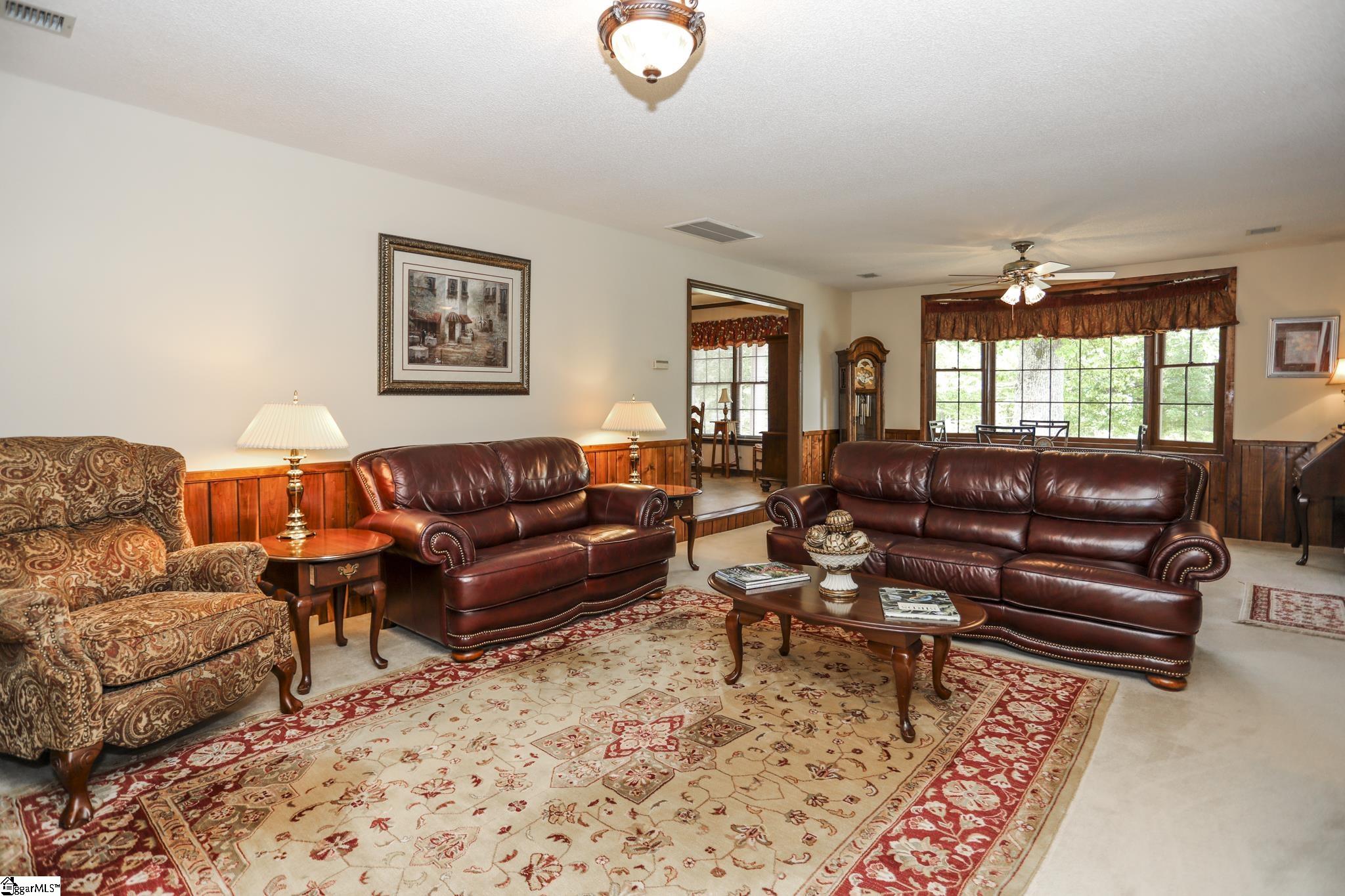 805 Glassy Road Landrum, SC 29356 - Photo 4 of 35 Gallery Image 4
