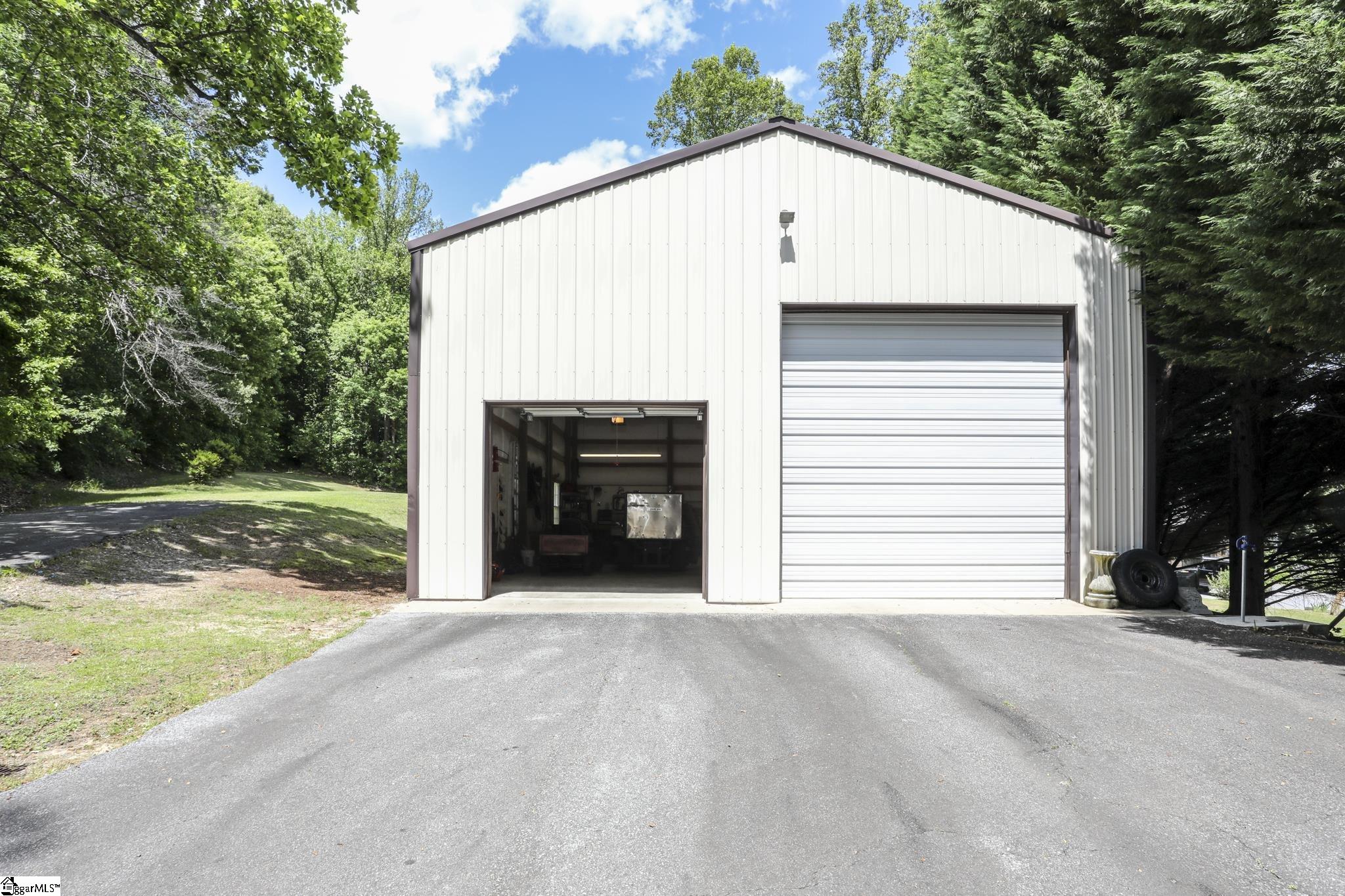 805 Glassy Road Landrum, SC 29356 - Photo 33 of 35 Gallery Image 33