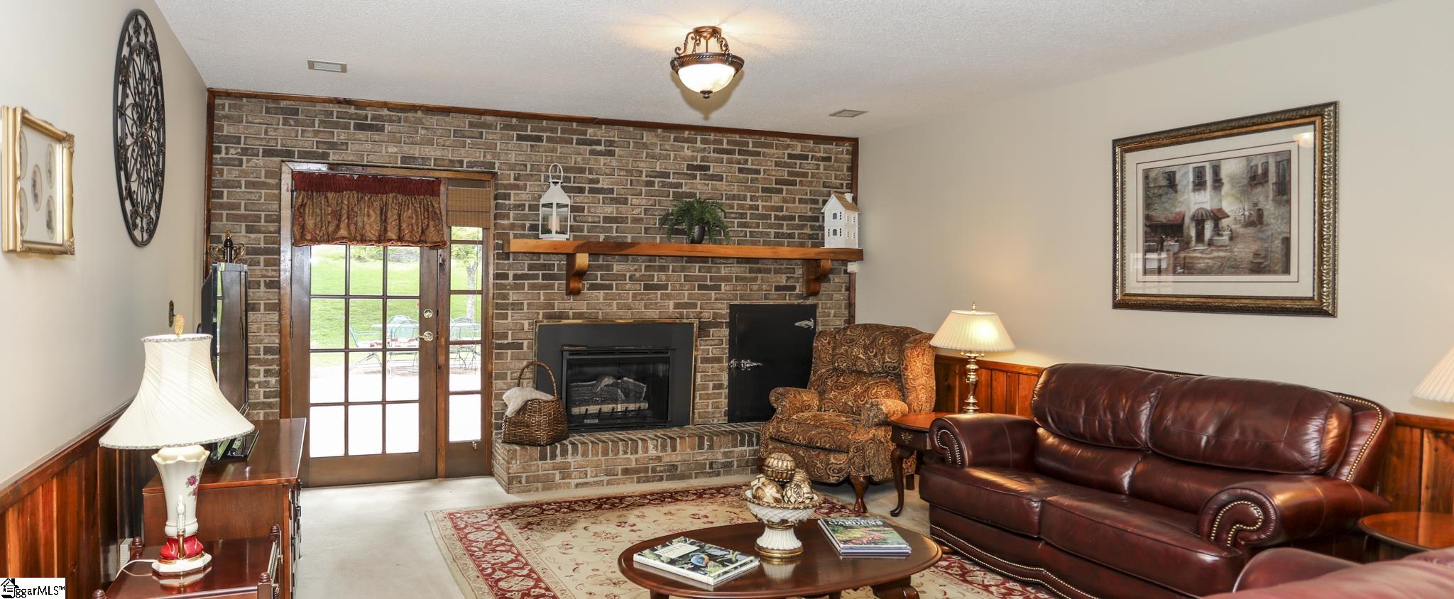 805 Glassy Road Landrum, SC 29356 - Photo 5 of 35 Gallery Image 5