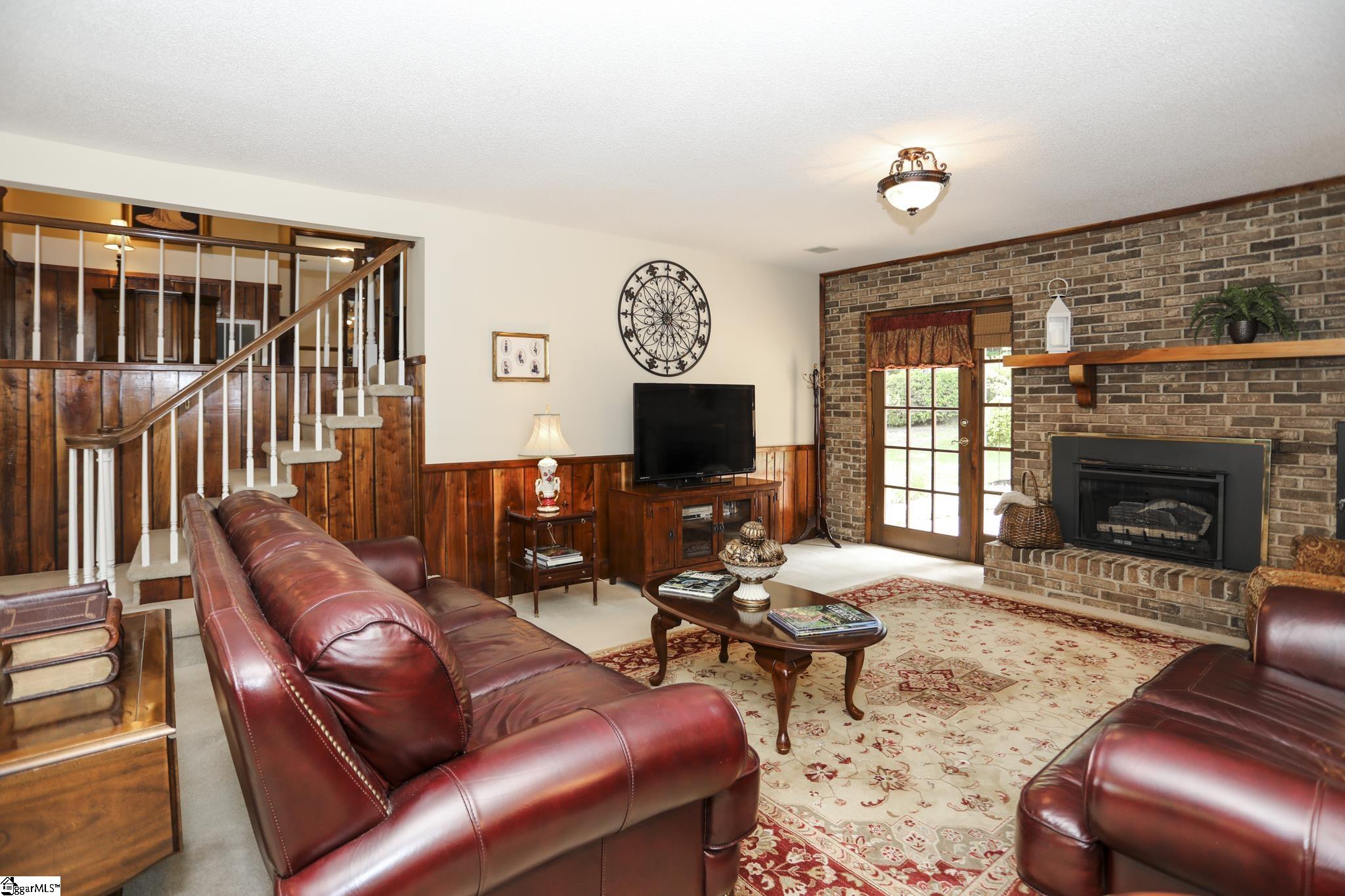 805 Glassy Road Landrum, SC 29356 - Photo 6 of 35 Gallery Image 6