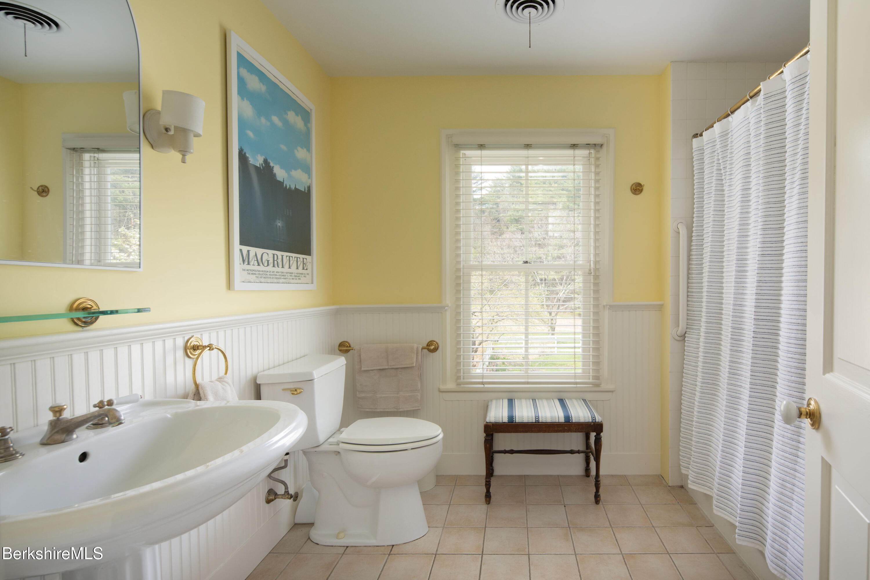 1430 Salisbury Road Sheffield, MA 01257 - Photo 20 of 29 a spacious bathroom with a bathtub and sink