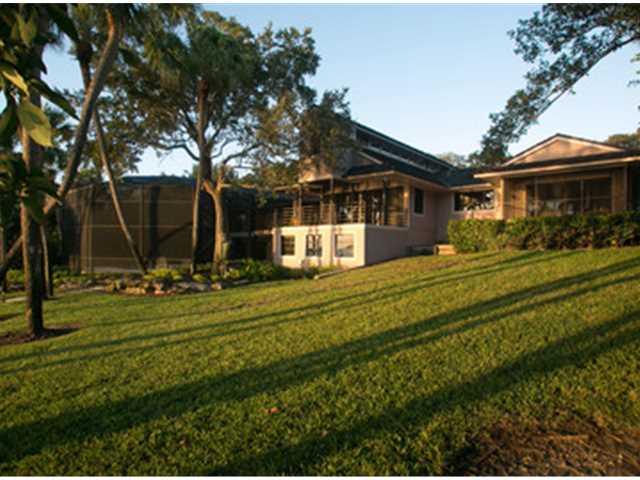 23 Ridgeland Drive Stuart, FL 34996 - Photo 25 of 33 Gallery Image 25