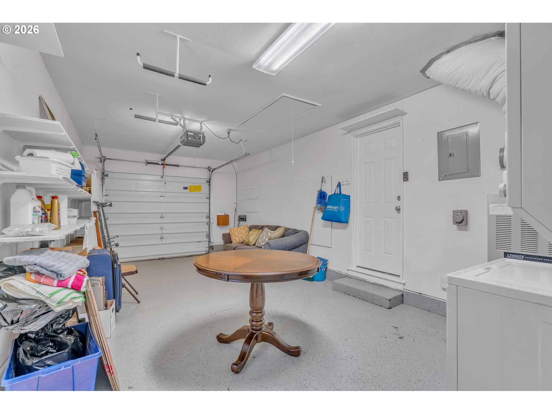 1379 Sallal Road Woodburn, OR 97071 - Photo 22 of 24 a view of a livingroom with furniture