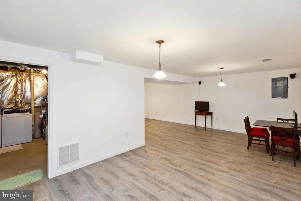 6707 Cherryfield Road Fort Washington, MD 20744 - Photo 39 of 44
