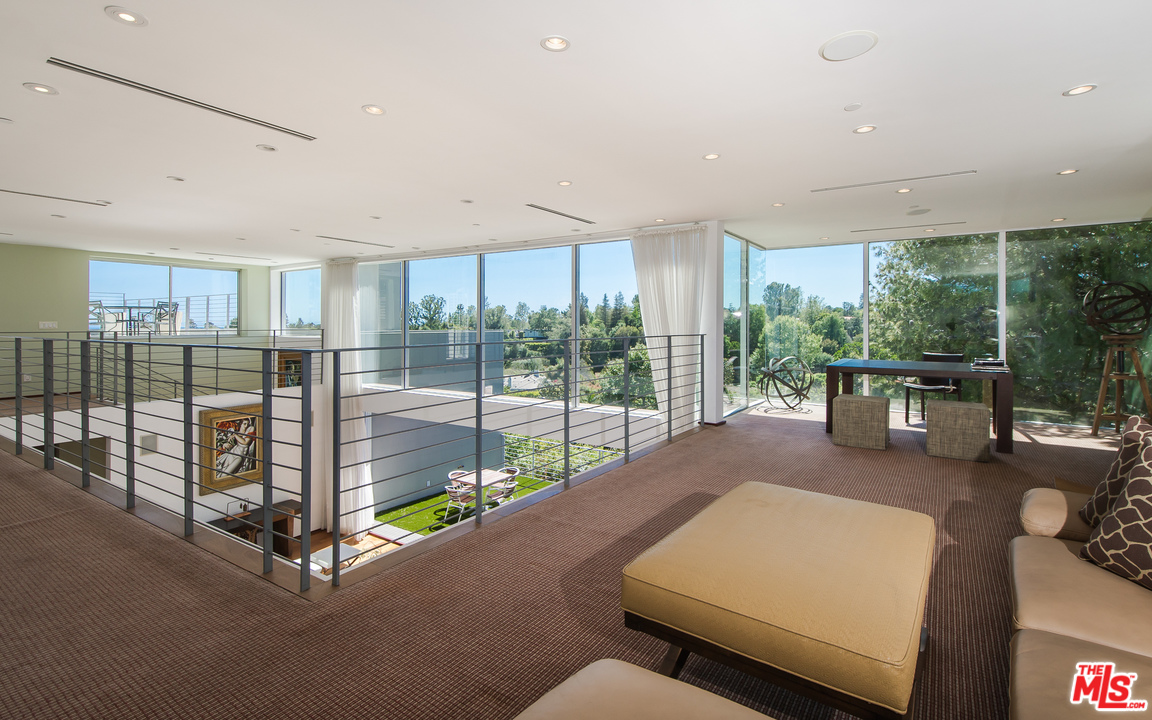 357 North Bonhill Road Los Angeles, CA 90049 - Photo 35 of 51