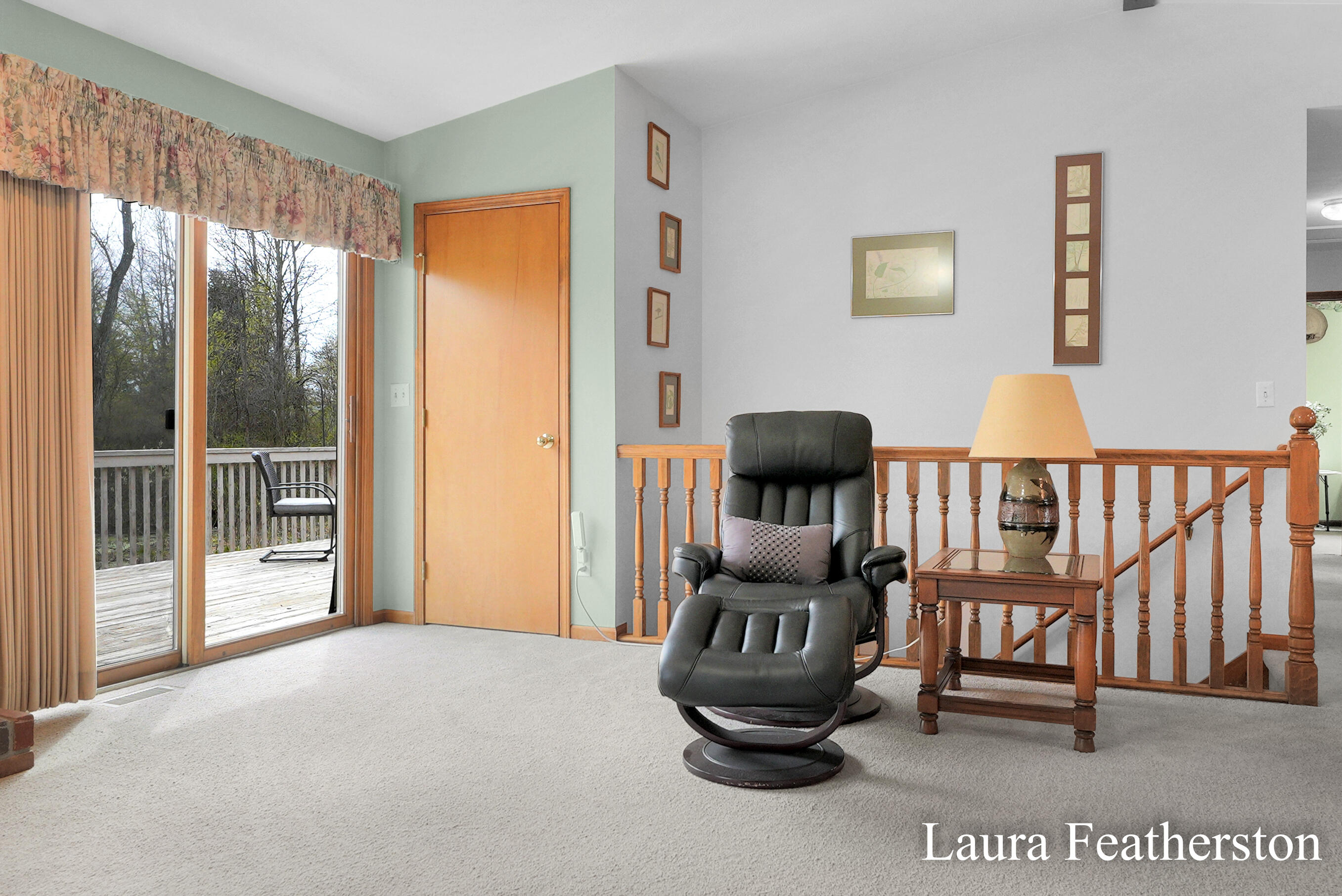 5610 Ritchie Run Cedar Springs, MI 49319 - Photo 9 of 62 Living Room