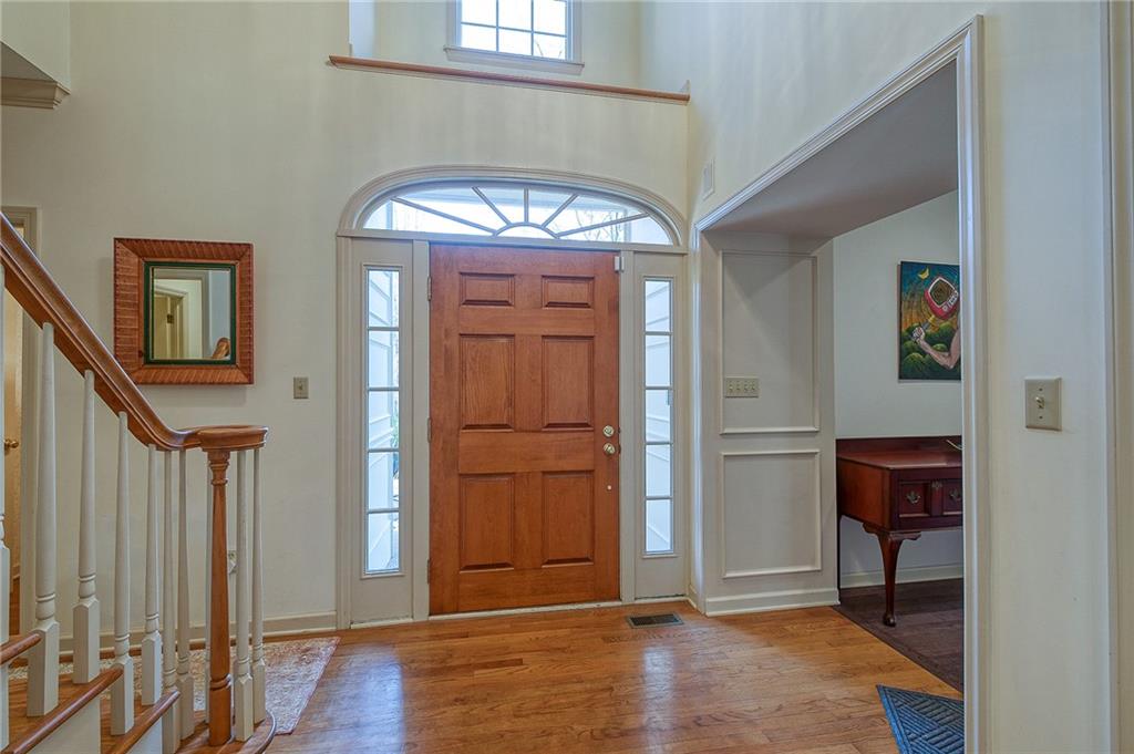 921 Settlers Ridge Road Pittsburgh, PA 15238 - Photo 3 of 25 Gallery Image 3