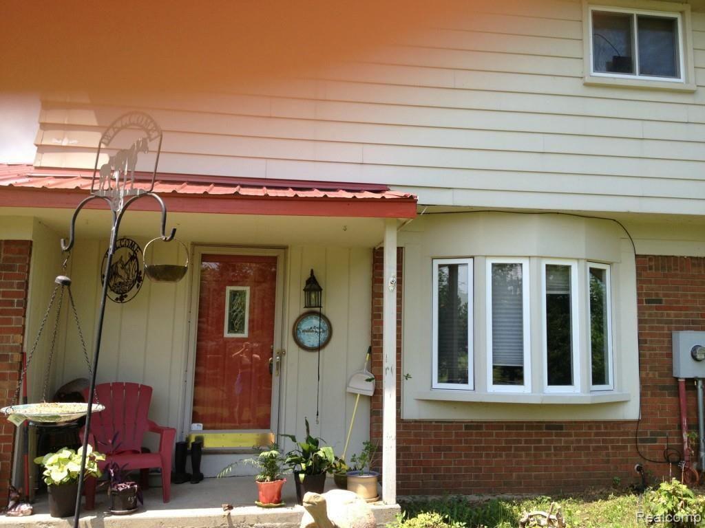 12096 Gage Road Holly, MI 48442 - Photo 2 of 33 X_MA1_1396123127@aol_com@photo_JPG_photo.jpg