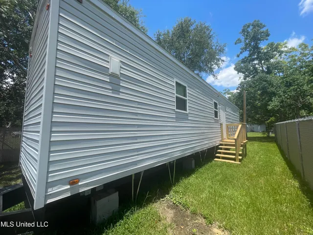 $920 | 12465 Canal Road, Unit B, Gulfport, MS 39503