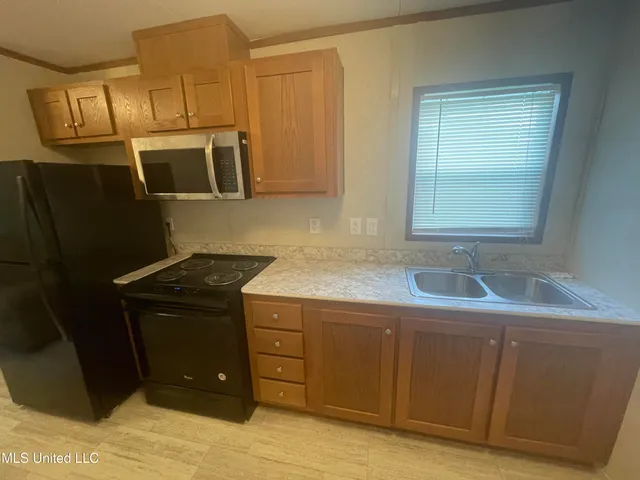 $920 | 12465 Canal Road, Unit B, Gulfport, MS 39503