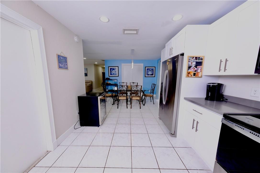 10670 Ember Street Boca Raton, FL 33428 - Photo 10 of 32 Photo 10