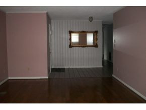 734 Birchfield Road Wise, VA 24293 - Photo 12 of 24 Living Room