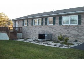 734 Birchfield Road Wise, VA 24293 - Photo 4 of 24 Rear View