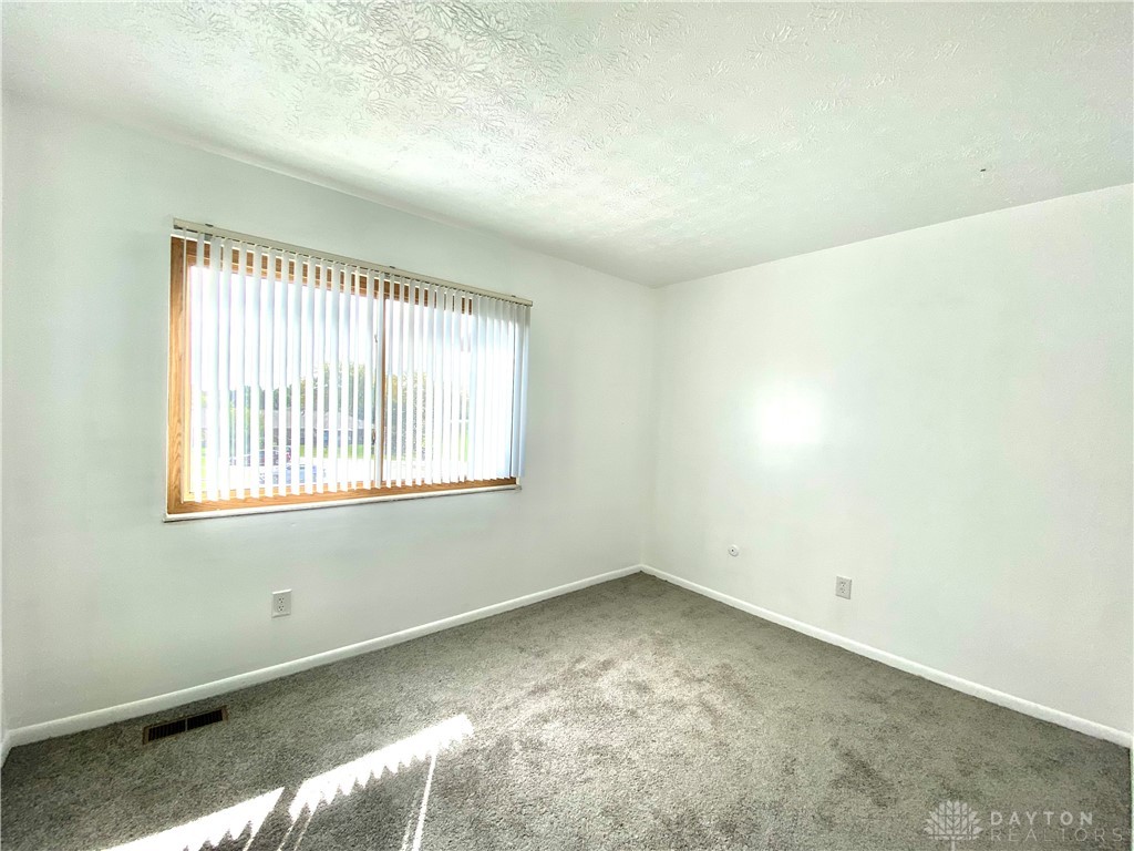 645 Villa Road, Unit 645E Springfield, OH 45503 - Photo 20 of 23
