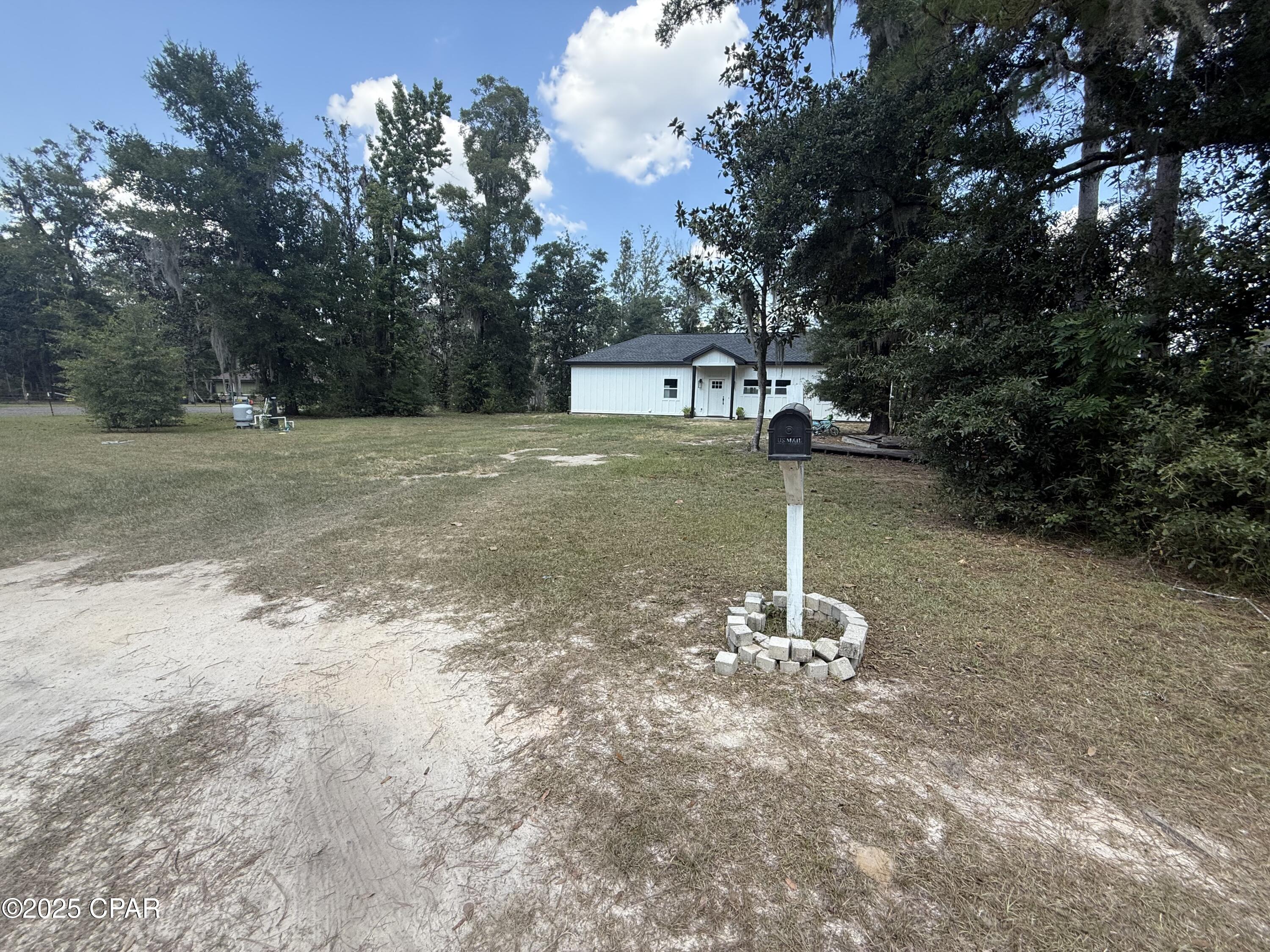 3034 Paradise Lakes Road Vernon, FL 32462 - Photo 22 of 48