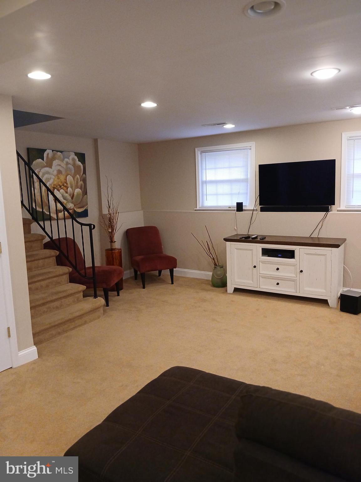 4534 Tapscott Road Pikesville, MD 21208 - Photo 7 of 36 Family retreat