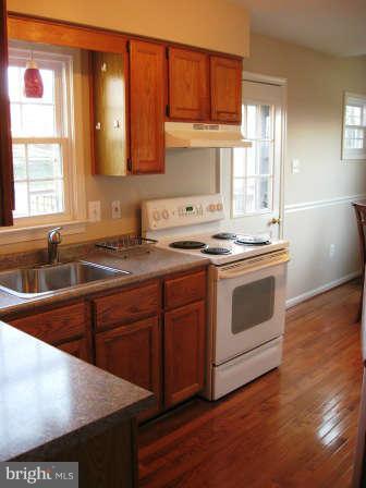 118 Rouzer Lane Thurmont, MD 21788 - Photo 6 of 22 Kitchen