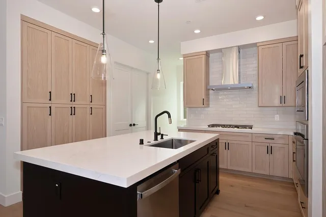 $907,975 | 7070 Soleil Way, Granite Bay, CA 95746