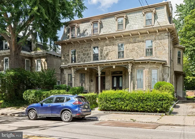 $1,395 | 5911 Greene Street, Philadelphia, PA 19144