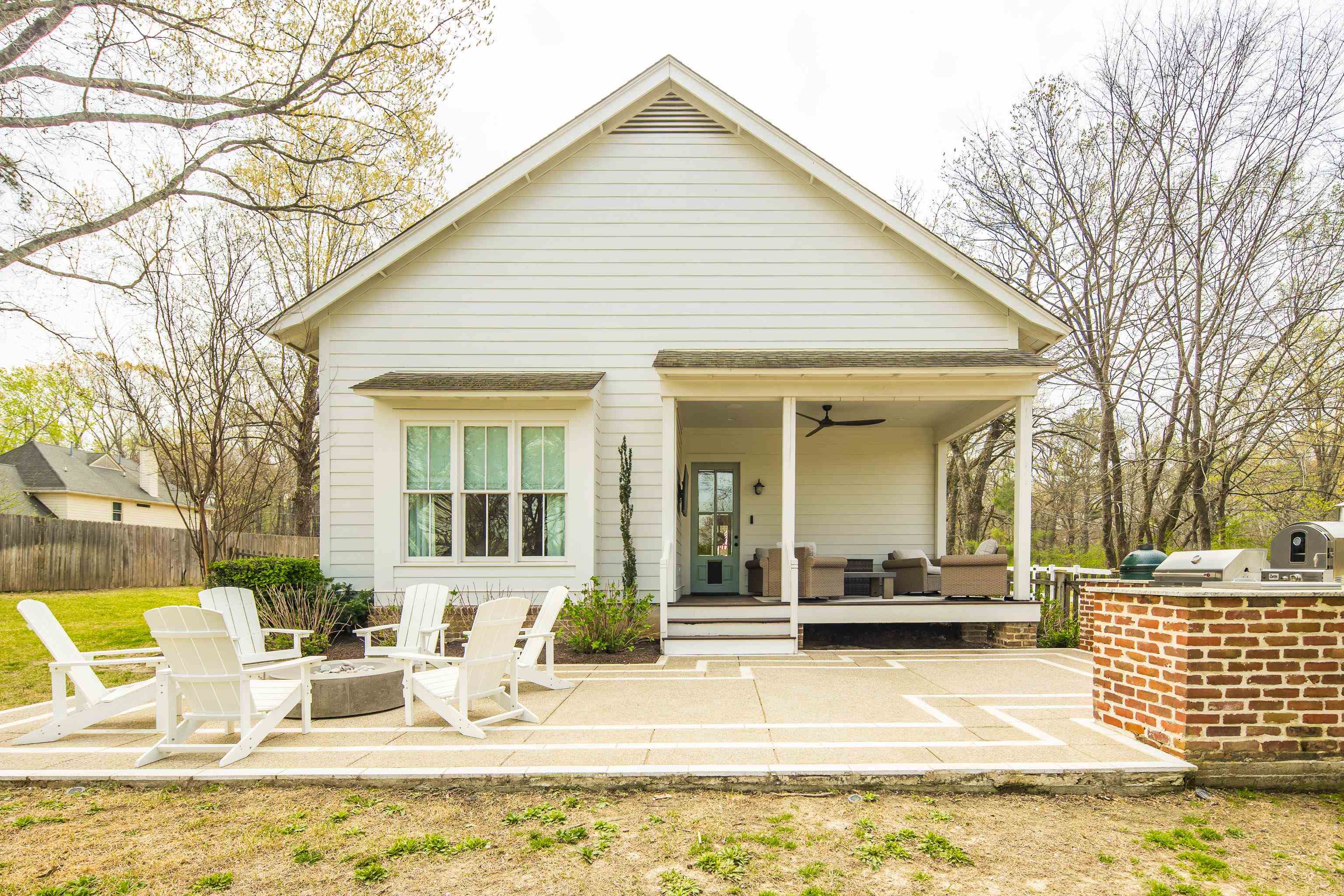 1480 Frank Road Collierville, TN 38017 - Photo 32 of 39 a view of a house with swimming pool