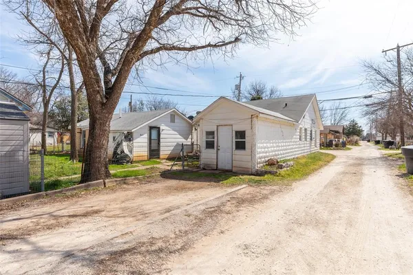 $180,000 | 825 East N 13th Street, Abilene, TX 79601