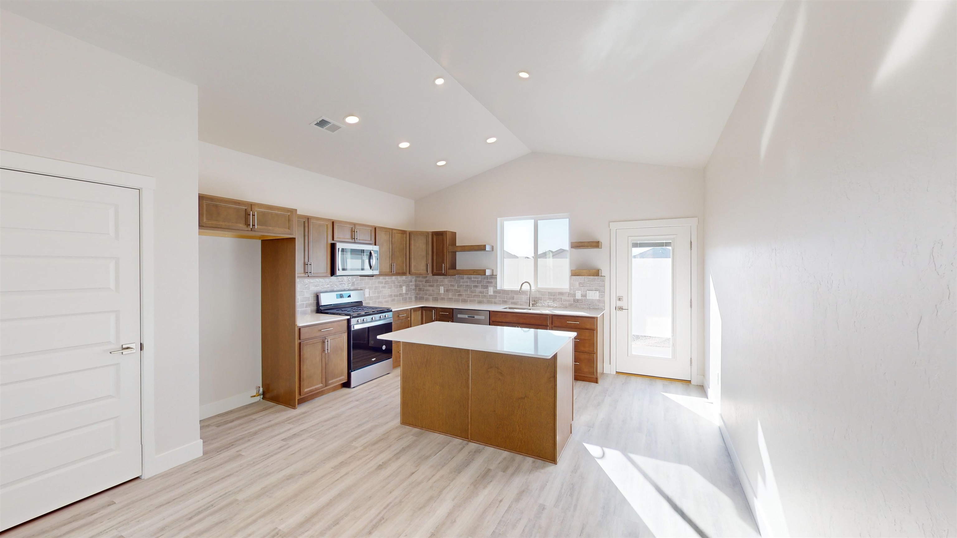 2453 Hamilton Road, Unit A Grand Junction, CO 81505 - Photo 8 of 29
