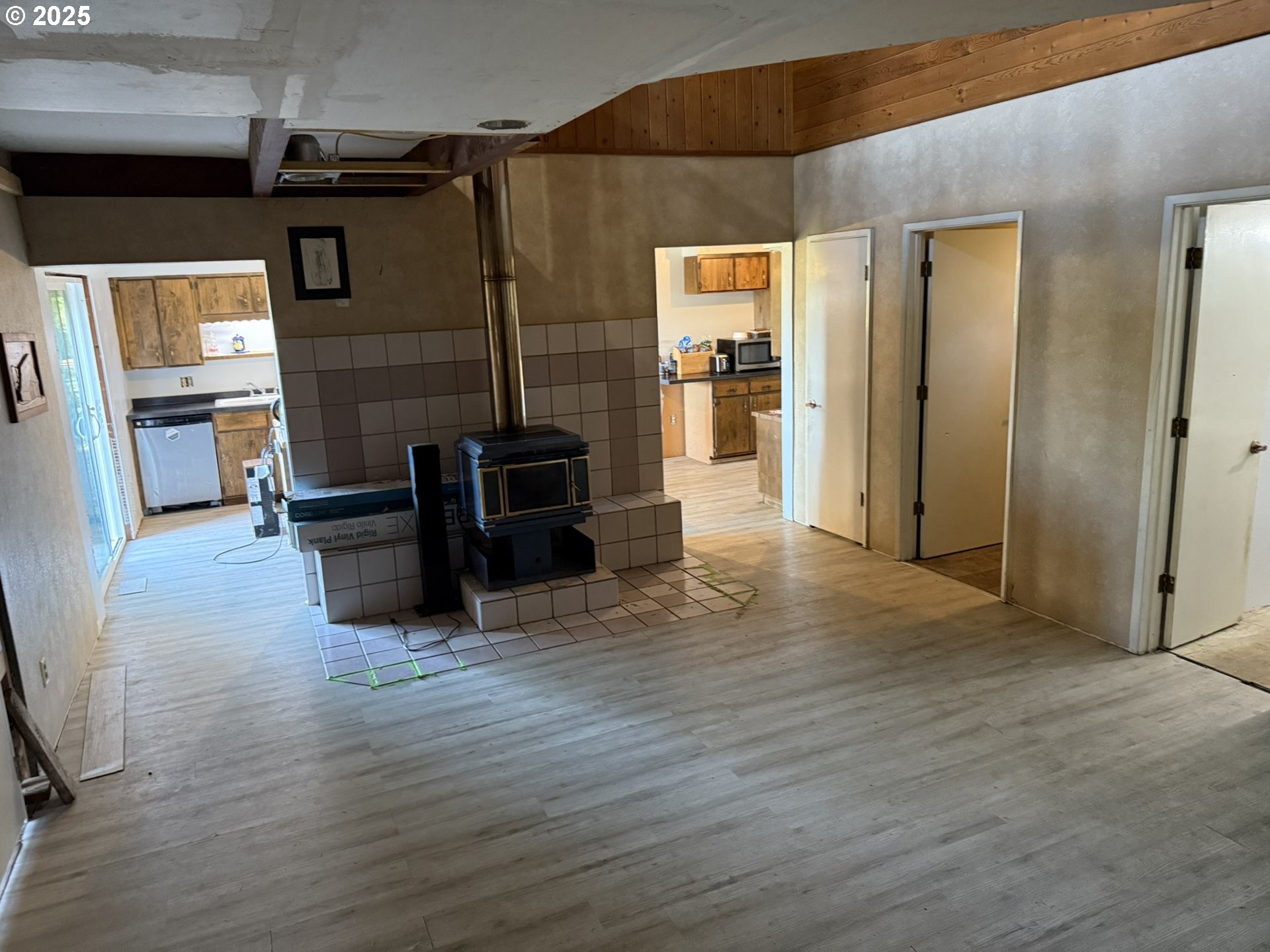55142 Skyview Road Bandon, OR 97411 - Photo 35 of 48 Bedroom