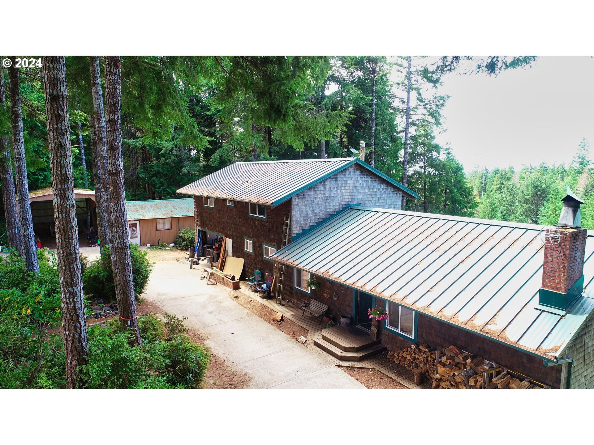 55142 Skyview Road Bandon, OR 97411 - Photo 6 of 48 Gallery Image 6