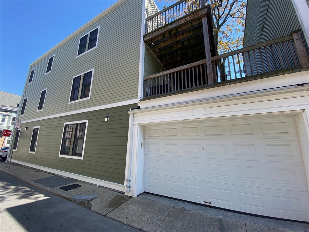77 F Street, Unit 2 Boston, MA 02127 - Photo 12 of 13