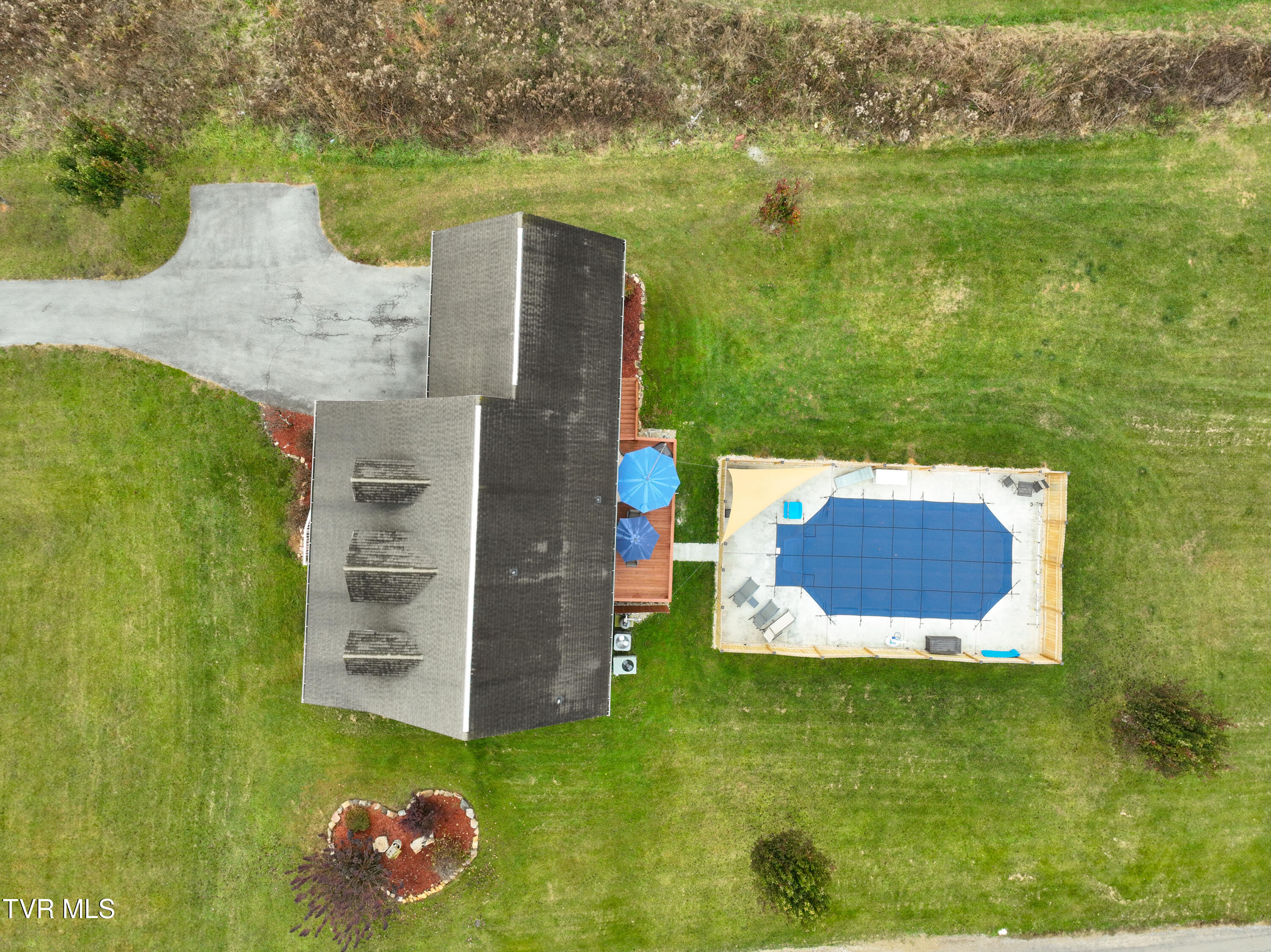 19073 Cleveland Road Abingdon, VA 24211 - Photo 61 of 70 19073 Cleveland Drone GUnit-15