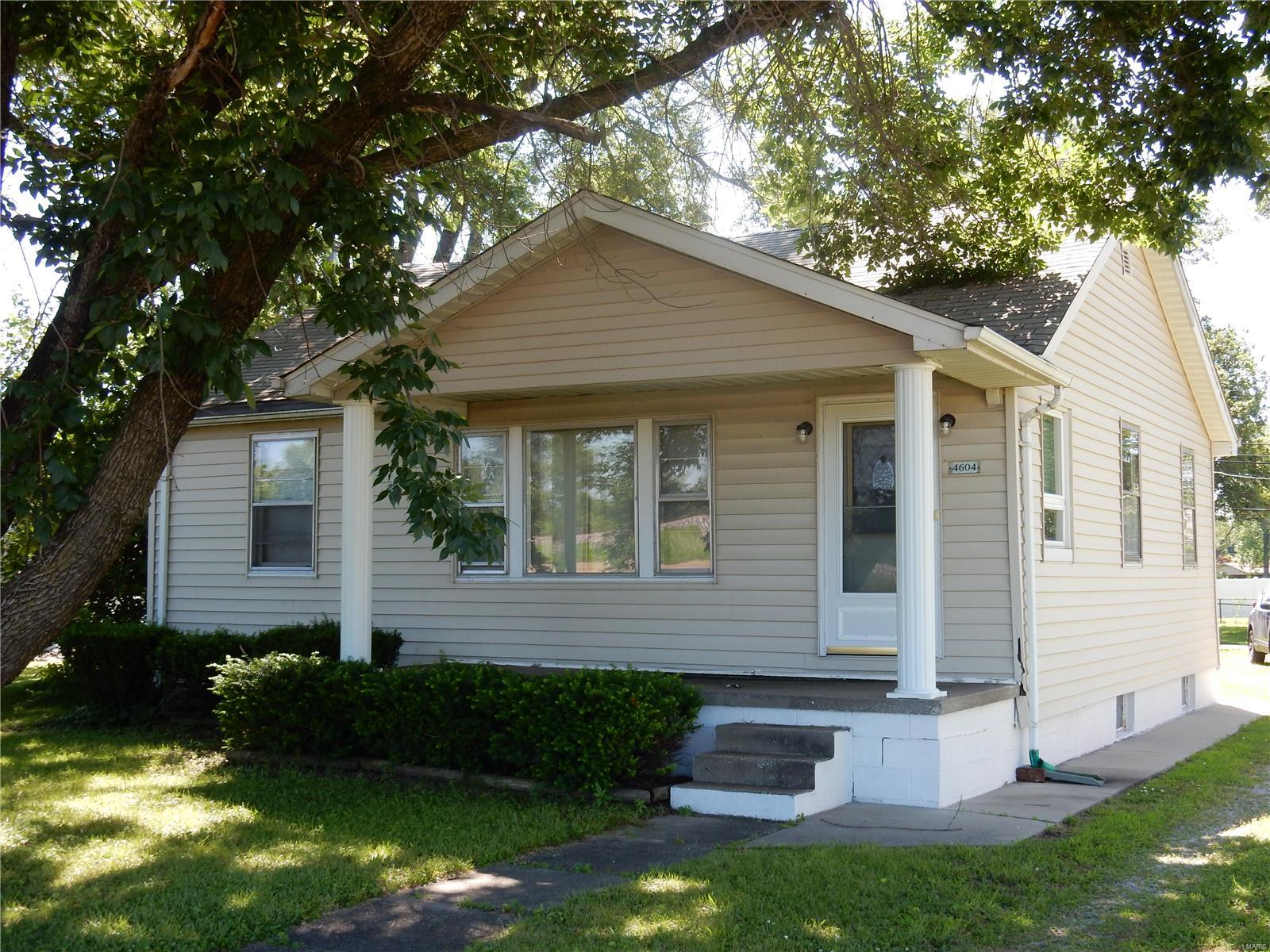 4604 Nameoki Road Granite City, IL 62040 - Photo 1 of 24 Gallery Image 1