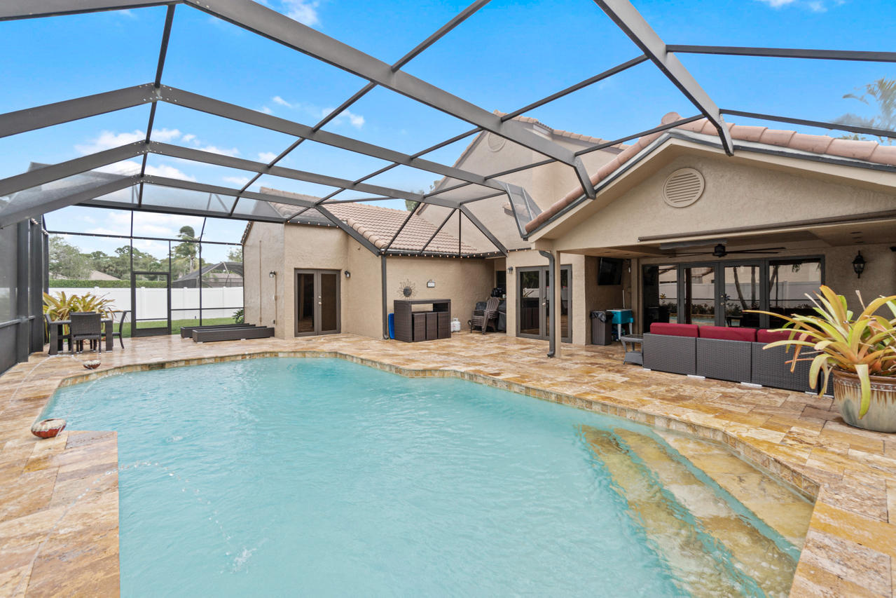22313 Ensenada Way Boca Raton, FL 33433 - Photo 17 of 44 a view of a house with sitting area