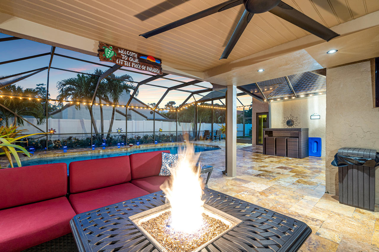 22313 Ensenada Way Boca Raton, FL 33433 - Photo 27 of 44 a outdoor view with a sitting space