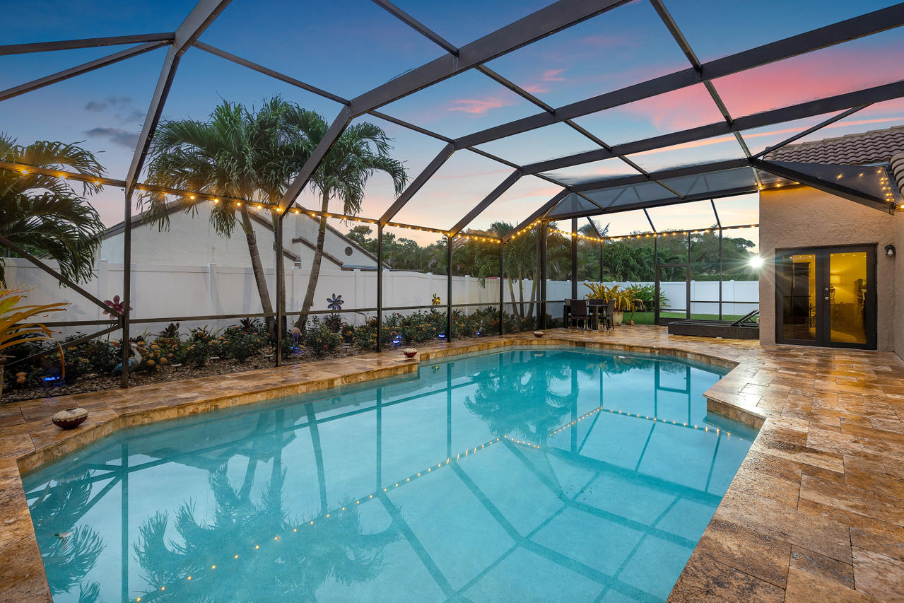 22313 Ensenada Way Boca Raton, FL 33433 - Photo 28 of 44 a view of a backyard