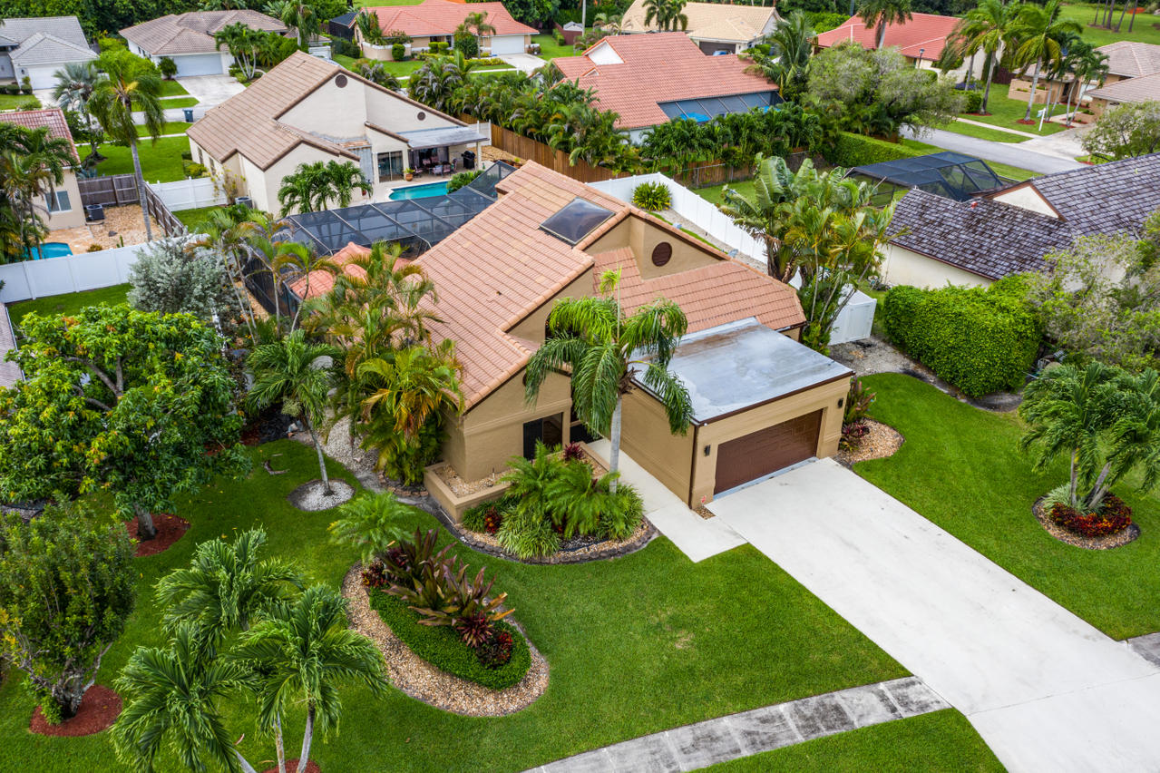 22313 Ensenada Way Boca Raton, FL 33433 - Photo 39 of 44 an aerial view of a house