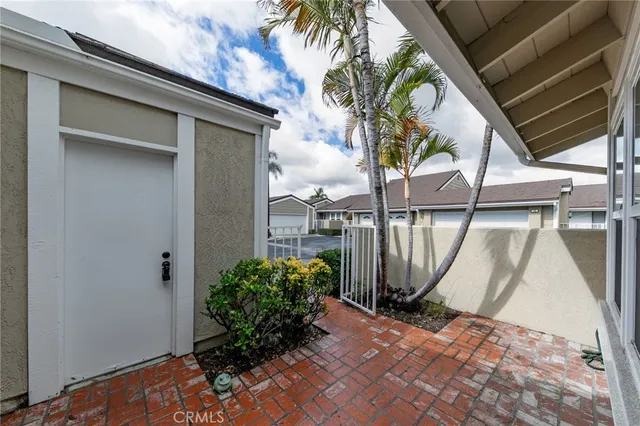 a view of a entryway door of the house