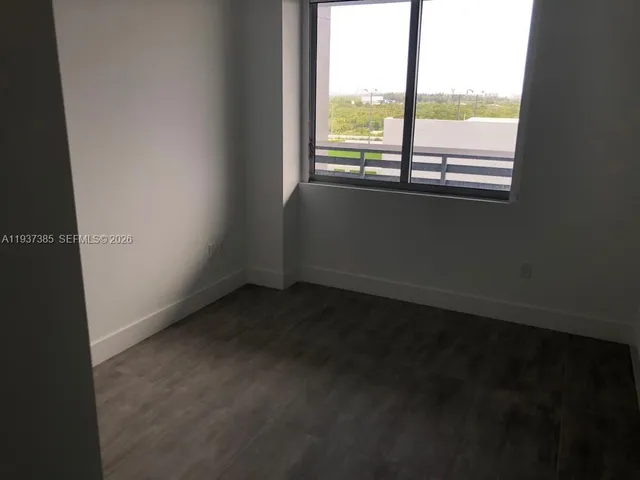 $3,700 | 16385 Biscayne Boulevard, Unit 1005, North Miami Beach, FL 33160