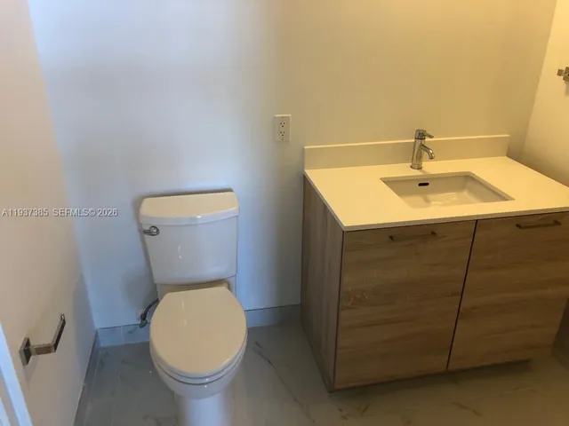 $3,700 | 16385 Biscayne Boulevard, Unit 1005, North Miami Beach, FL 33160