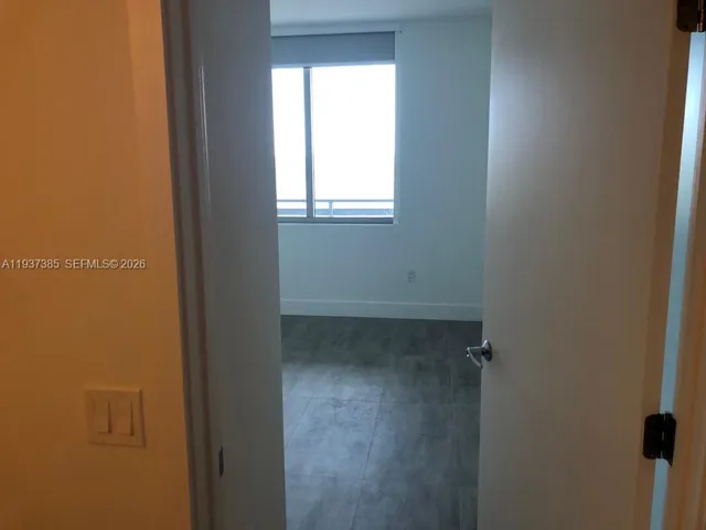 $3,700 | 16385 Biscayne Boulevard, Unit 1005, North Miami Beach, FL 33160