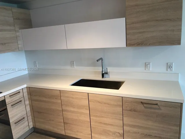 $3,700 | 16385 Biscayne Boulevard, Unit 1005, North Miami Beach, FL 33160