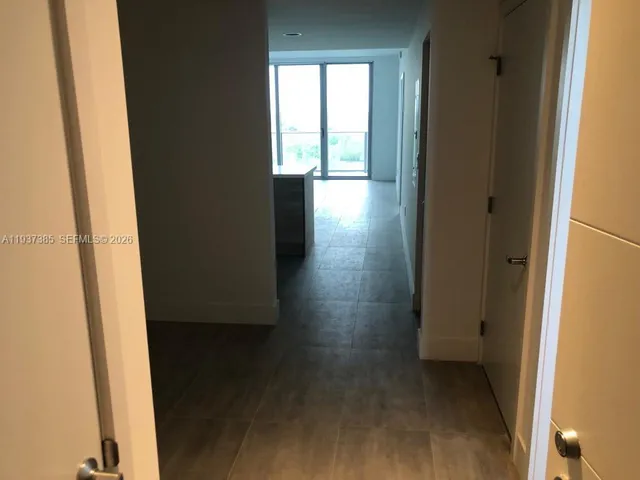 $3,700 | 16385 Biscayne Boulevard, Unit 1005, North Miami Beach, FL 33160