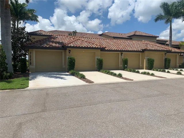front view of house with a yard