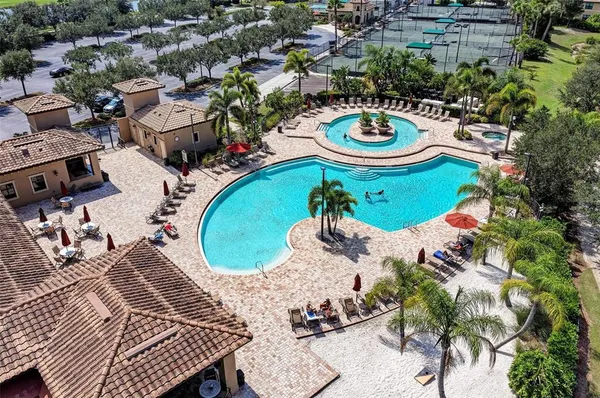 $1,999 | 7225 River Hammock Drive, Unit 202, Bradenton, FL 34212