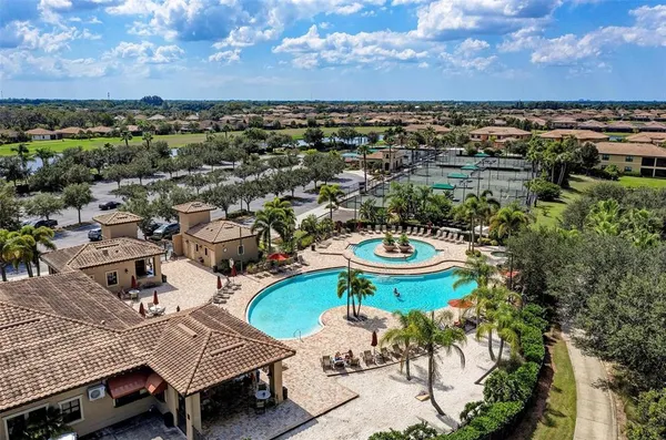 $1,999 | 7225 River Hammock Drive, Unit 202, Bradenton, FL 34212